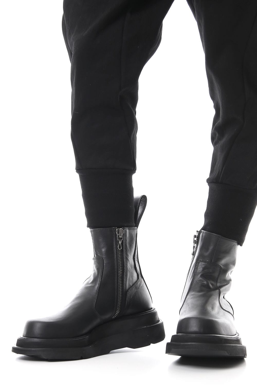 OVERLAYING SIDE ZIP ENGINEER BOOTS