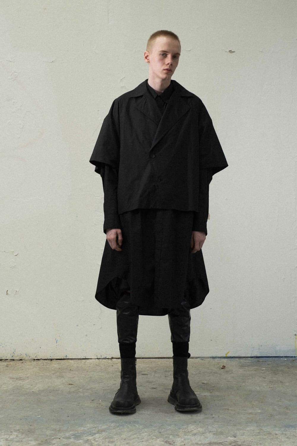 OVERLAYING SIDE ZIP ENGINEER BOOTS