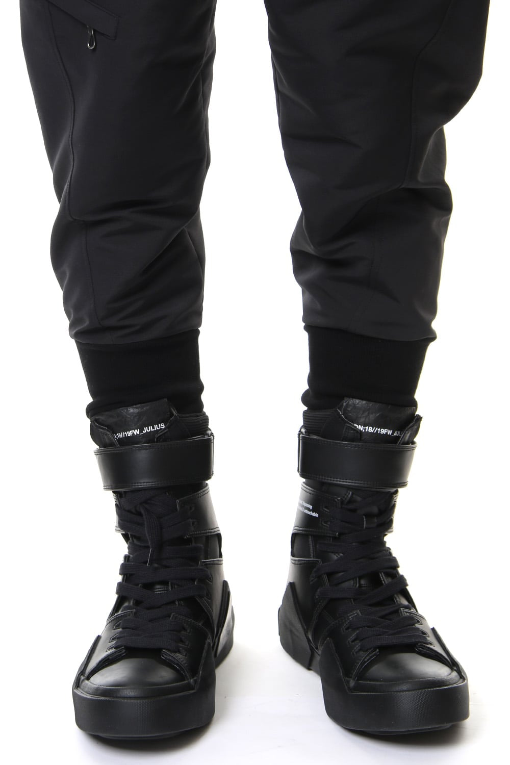 MILITARY LEG POCKET CROPPED PANTS Black