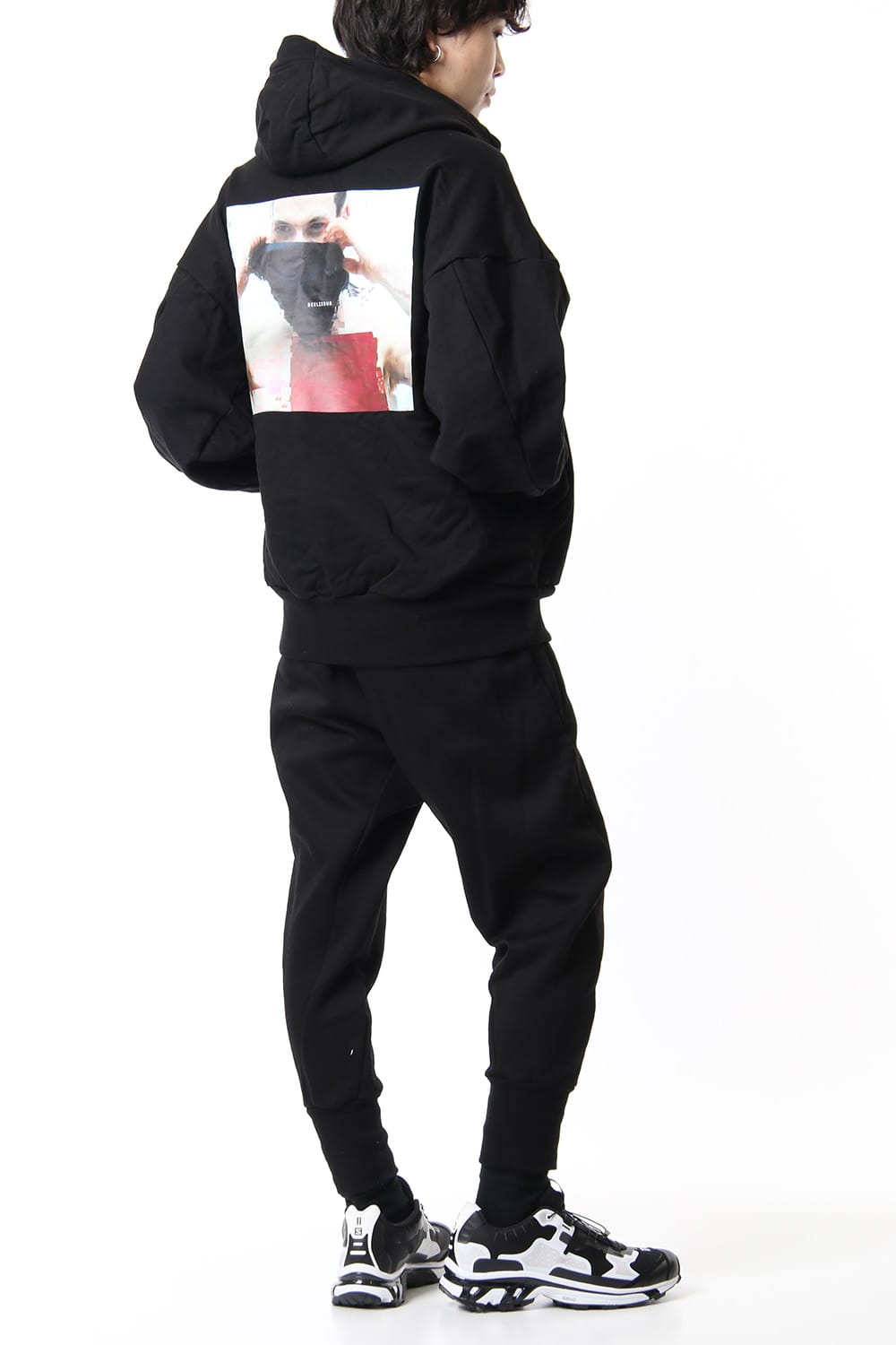 PRINT SEAMED SLEEVE ZIP HOODIE