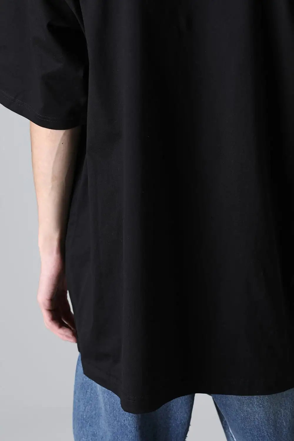 Sロゴアンドボーンエムブレム(オーバーサイズショートスリーブポケットティー) Black