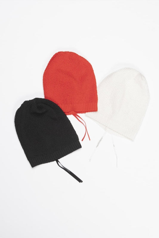 STRAP BEANIE White