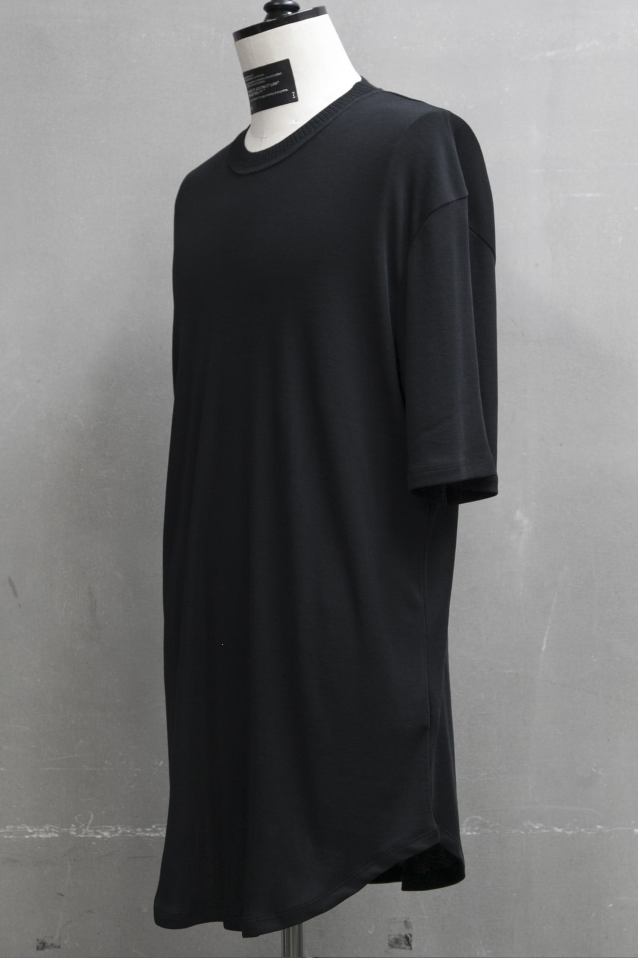 ROUND T-SHIRT Black