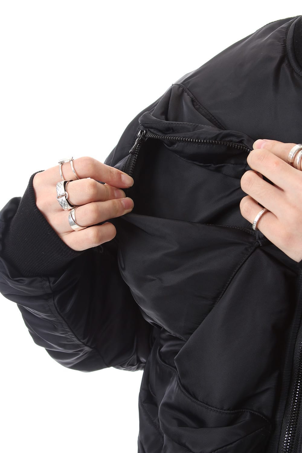 MULTI -POCKET BOMBER JACKET