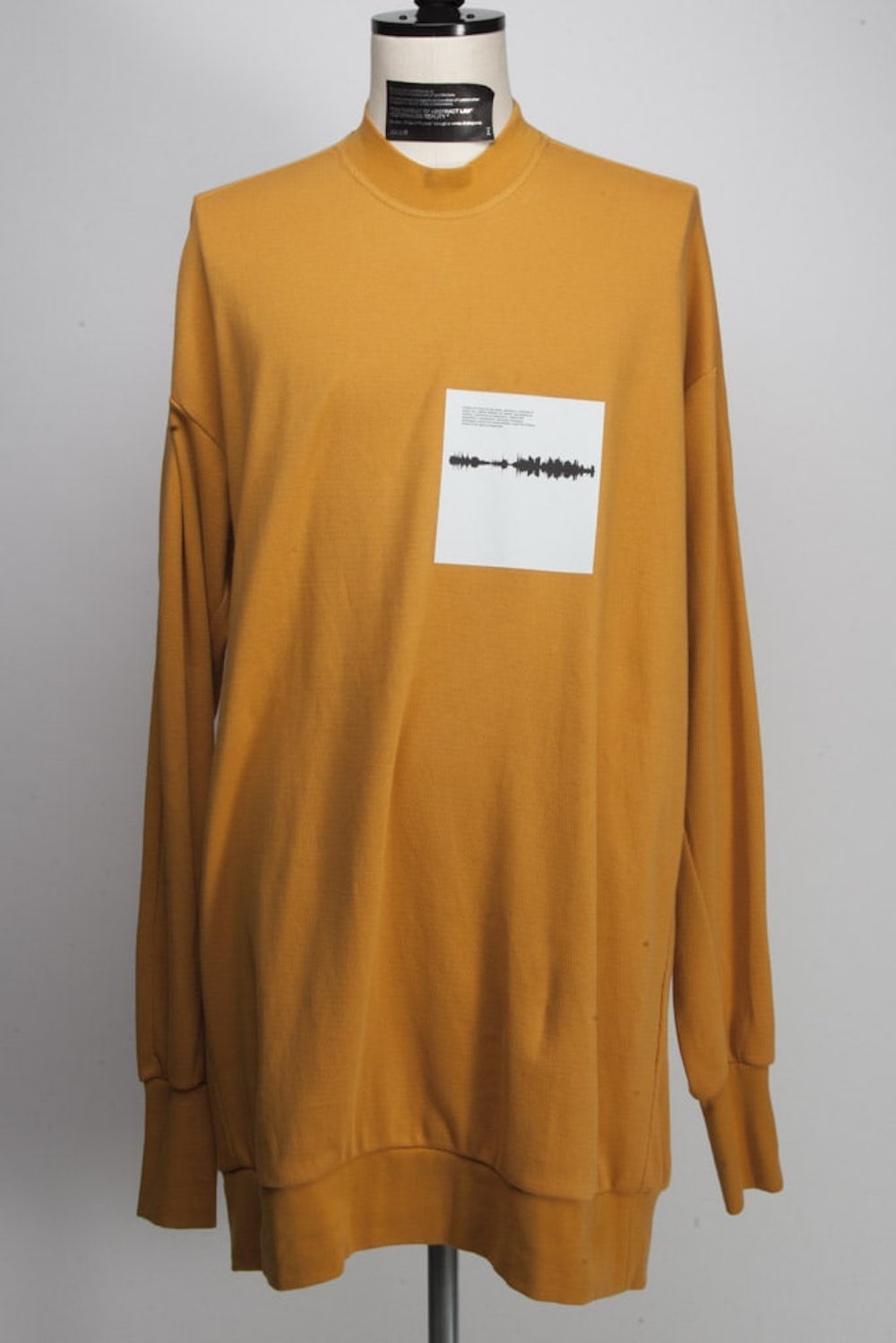 SHAPEDNOISE LONG SLEEVE T-SHIRT