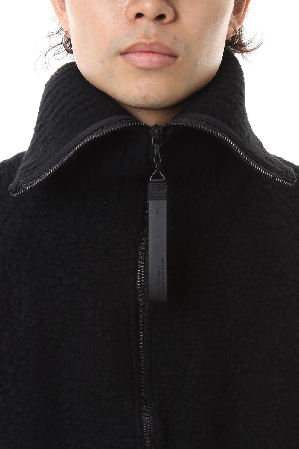 MASKED HIGHT NECK JACKET