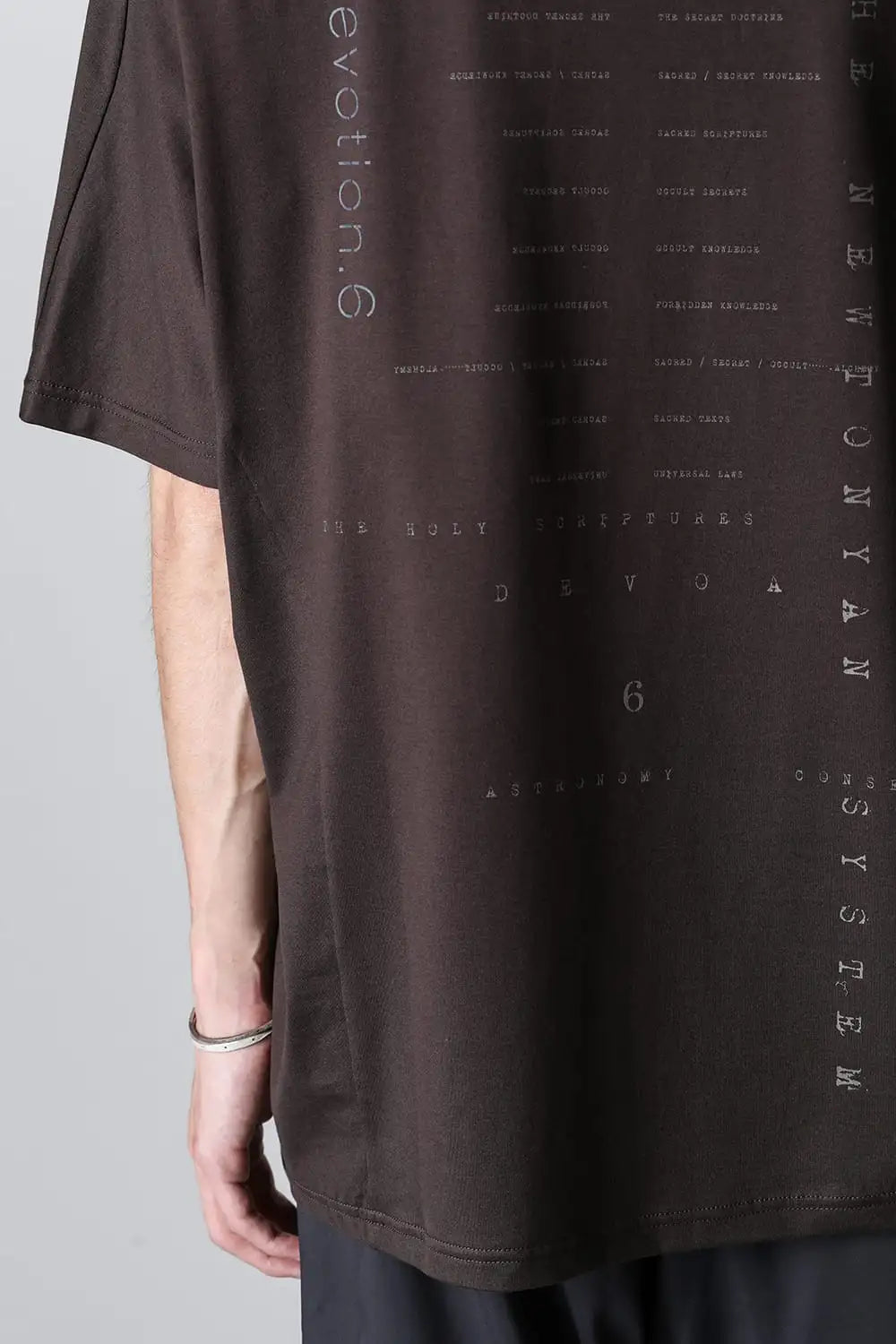 Short sleeve astronomy print A Brown