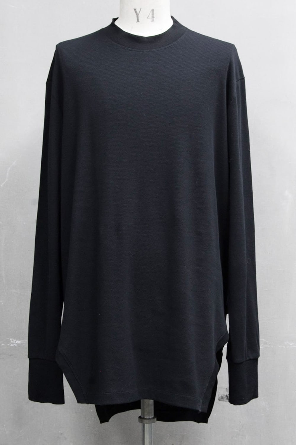 FRAMED HEM SHIRT Black