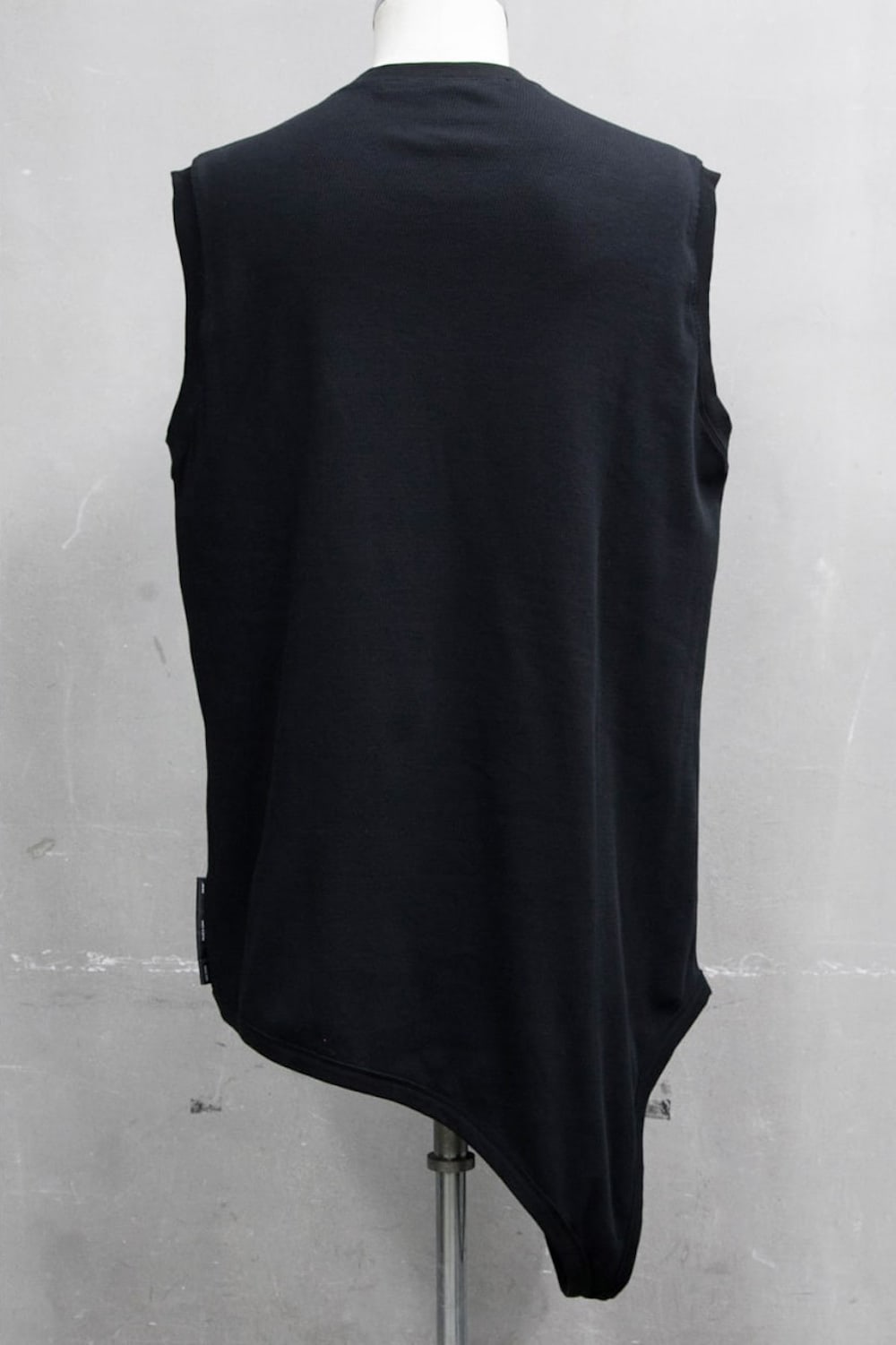 LOOP VEST Black