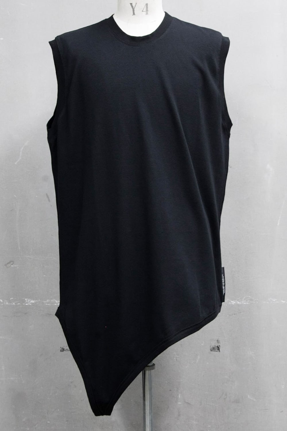 LOOP VEST Black