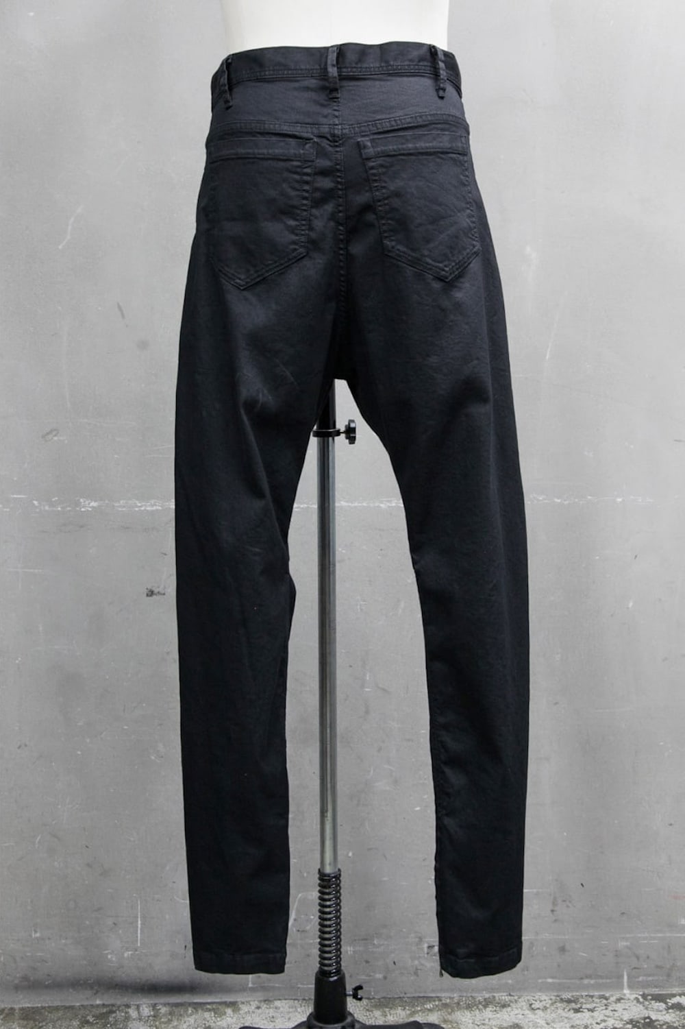 ARCHED PANTS Black