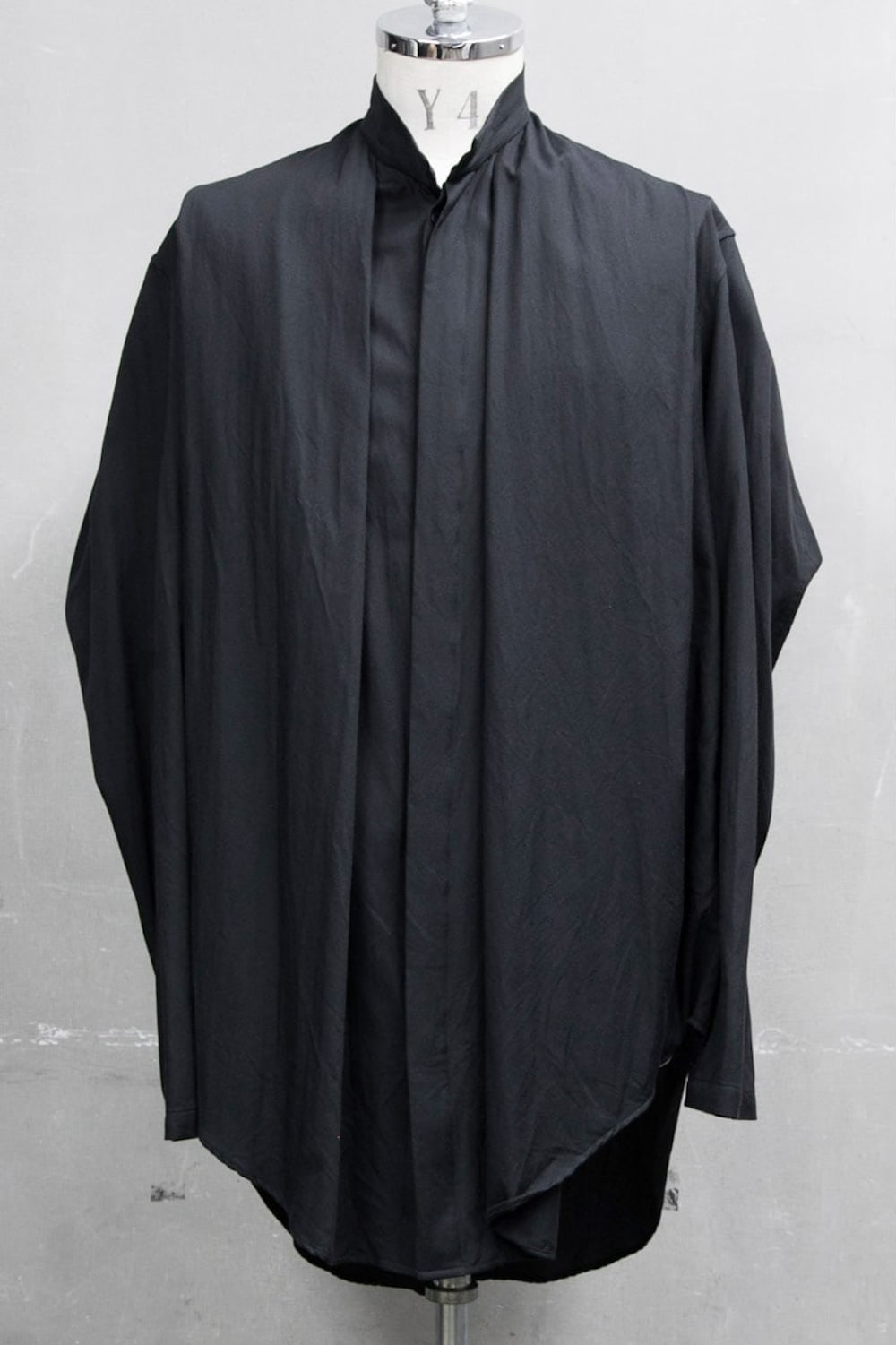 FRONT TUCK SHIRT Black