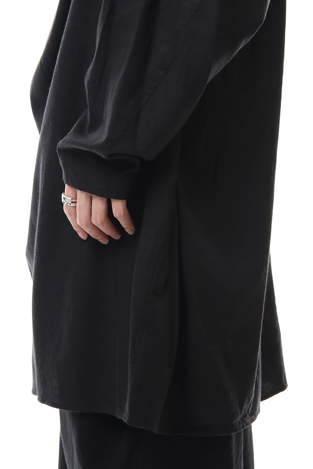 DRAPE NECK SHIRT Black