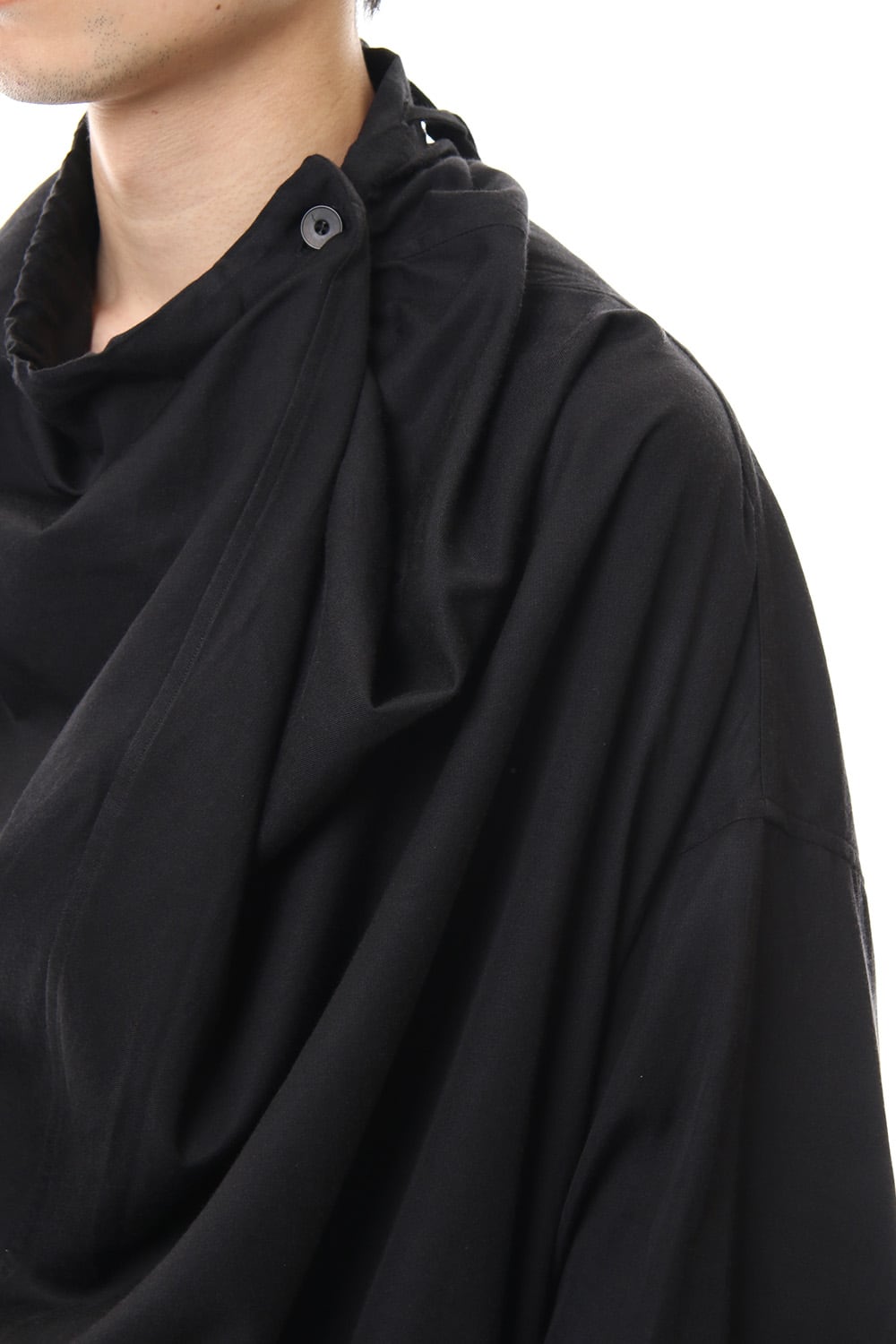 DRAPE NECK SHIRT Black