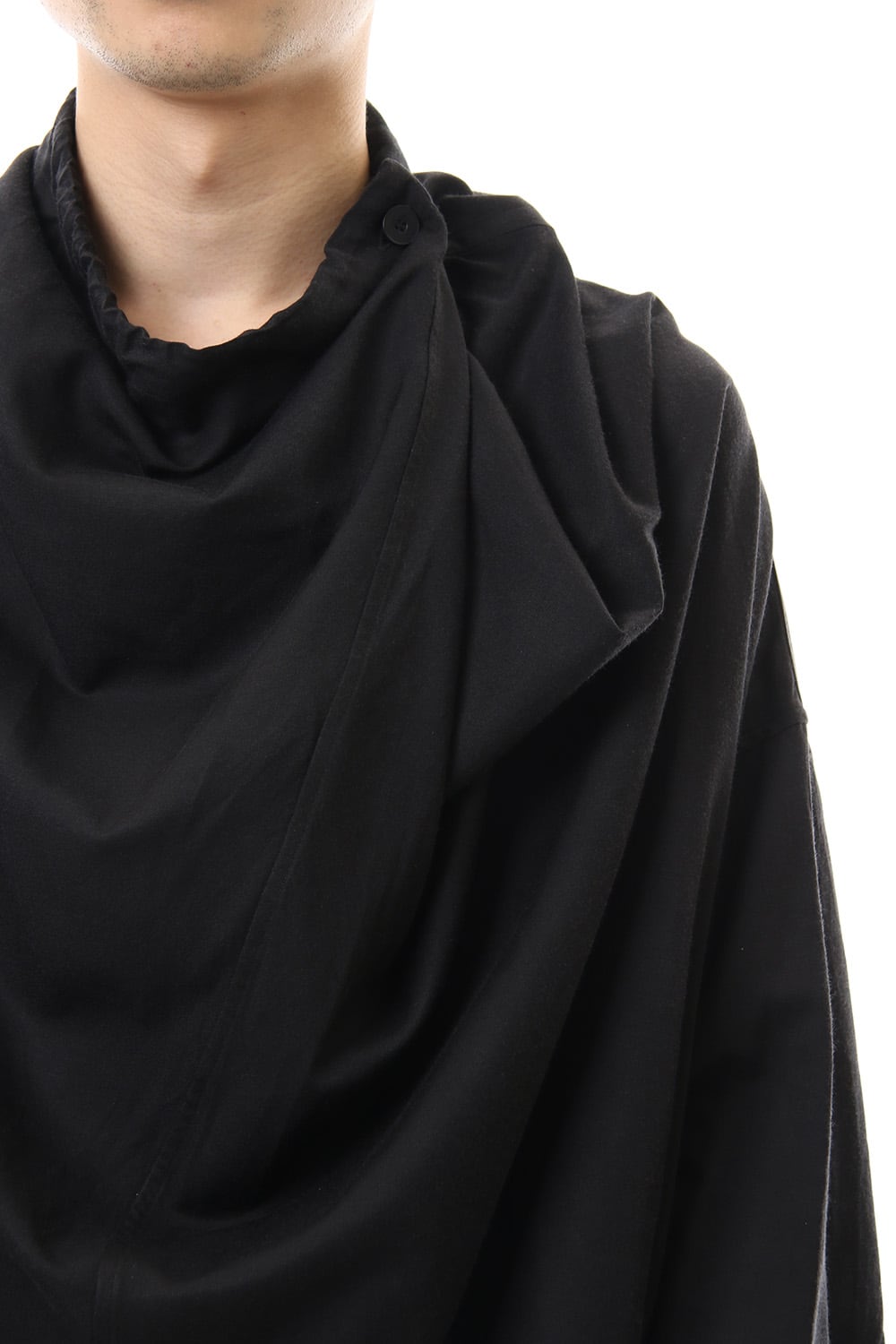 DRAPE NECK SHIRT Black
