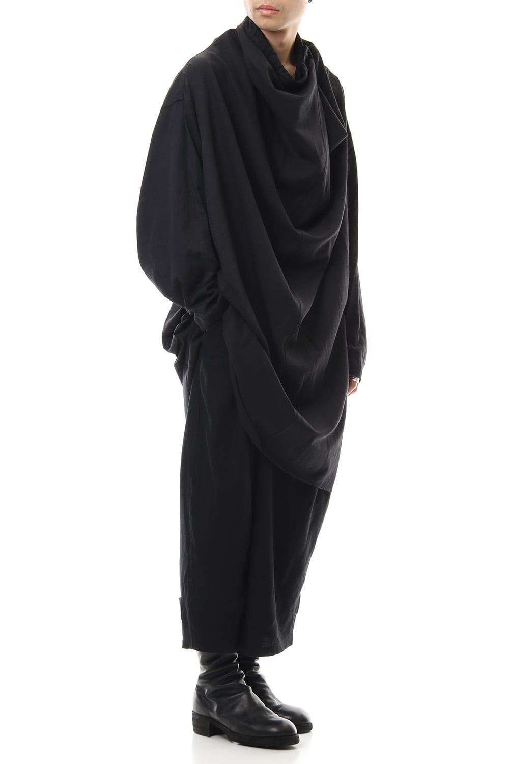 DRAPE NECK SHIRT Black