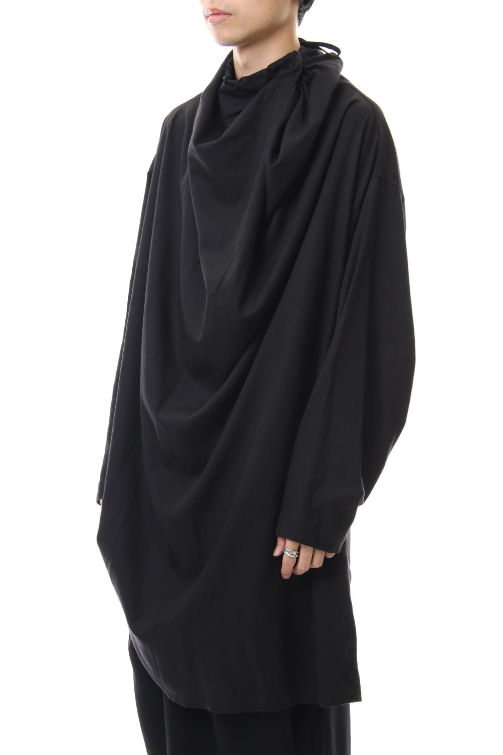 DRAPE NECK SHIRT Black