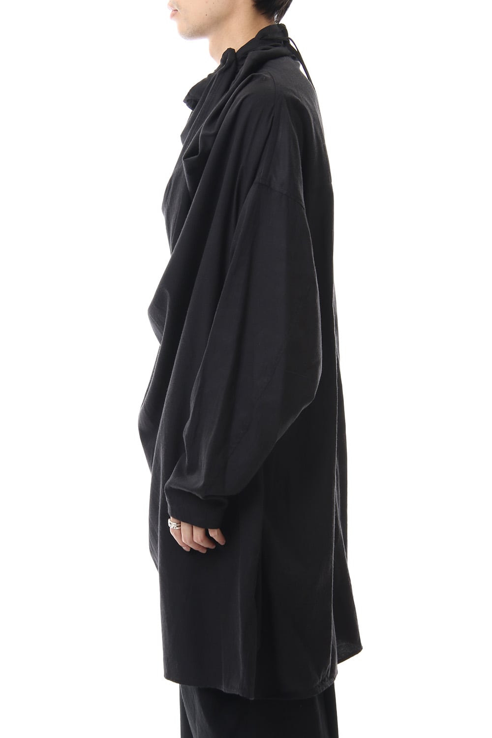DRAPE NECK SHIRT Black