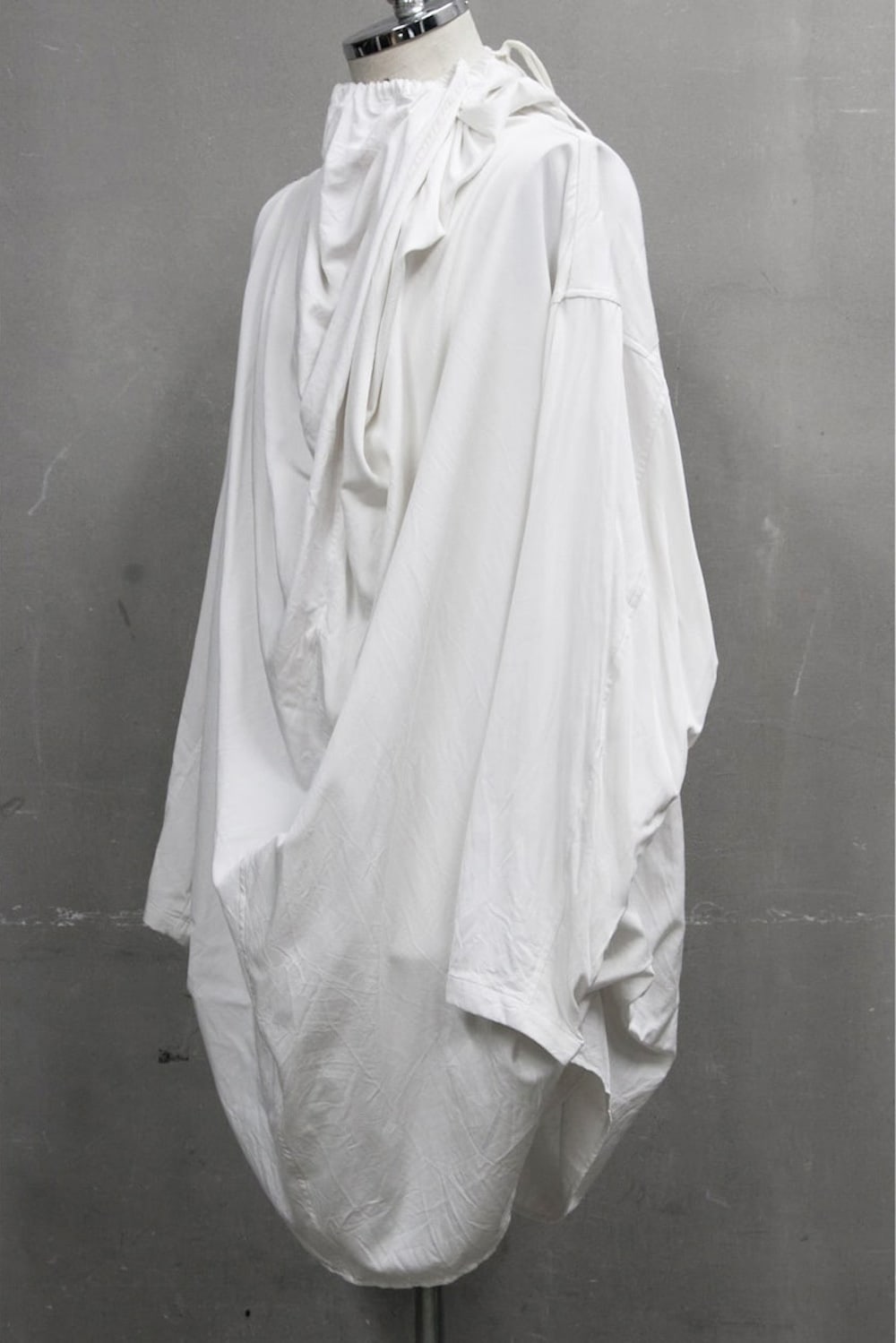 DRAPE NECK SHIRT Off