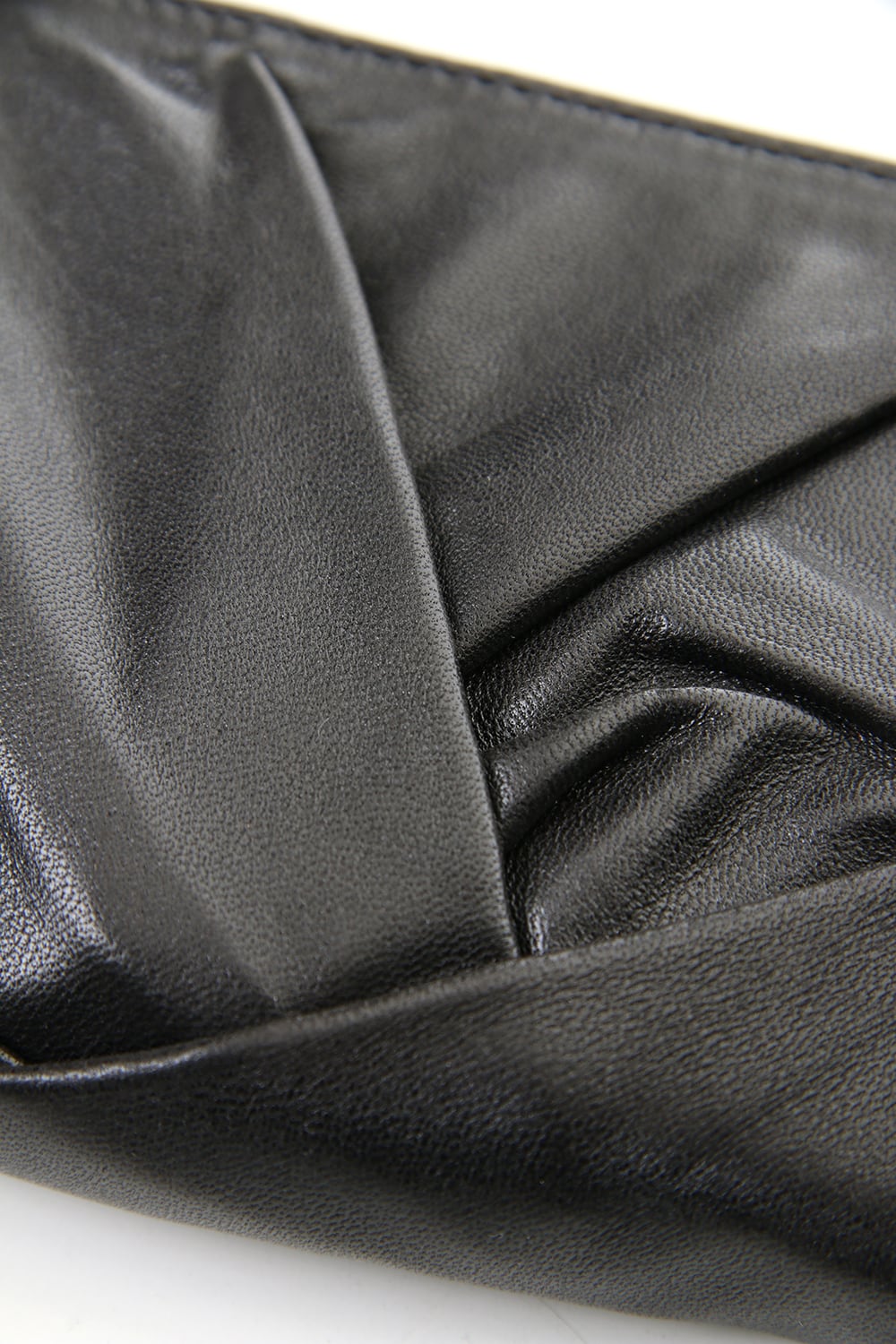 LEATHER TWIST WALLET