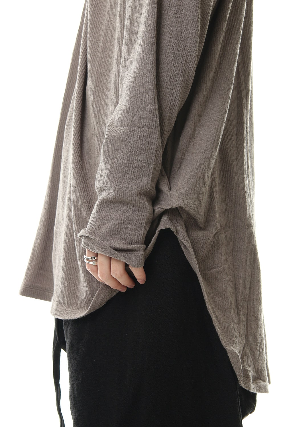 Tuck drape L/S cut & sewn Gray