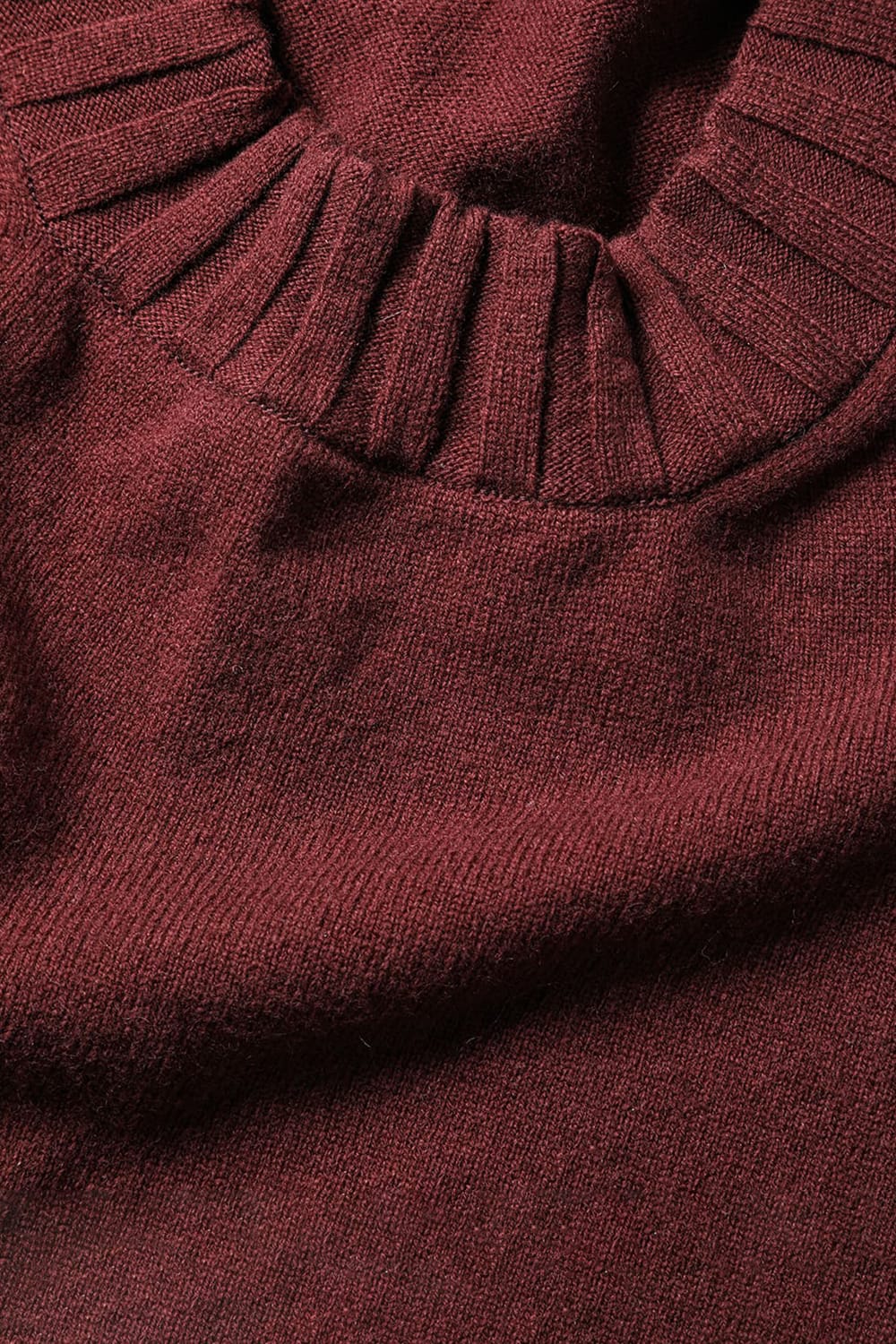 lambs wool huge balaclava Bordeaux