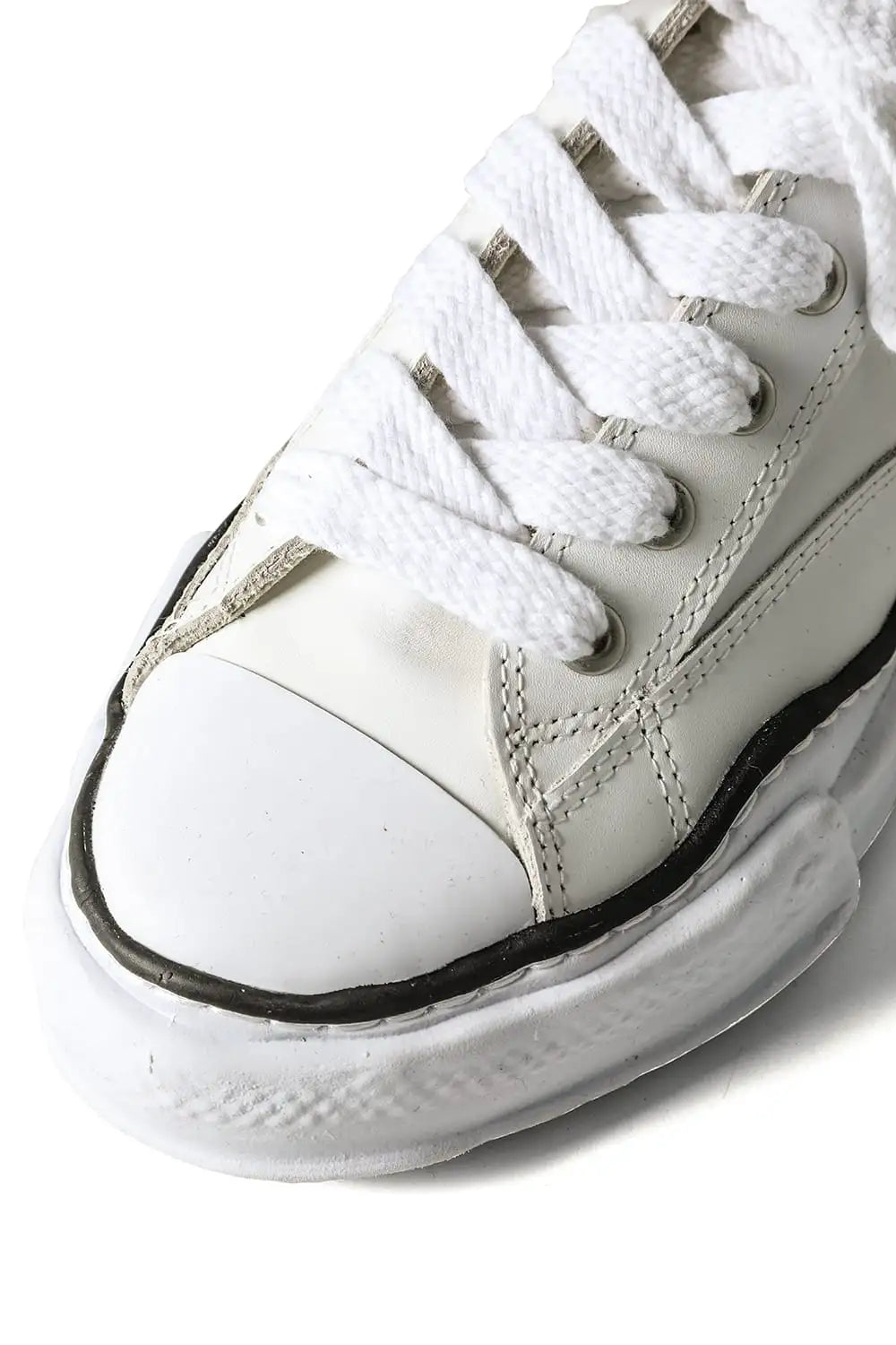 PETERSON leather low-top sneaker White