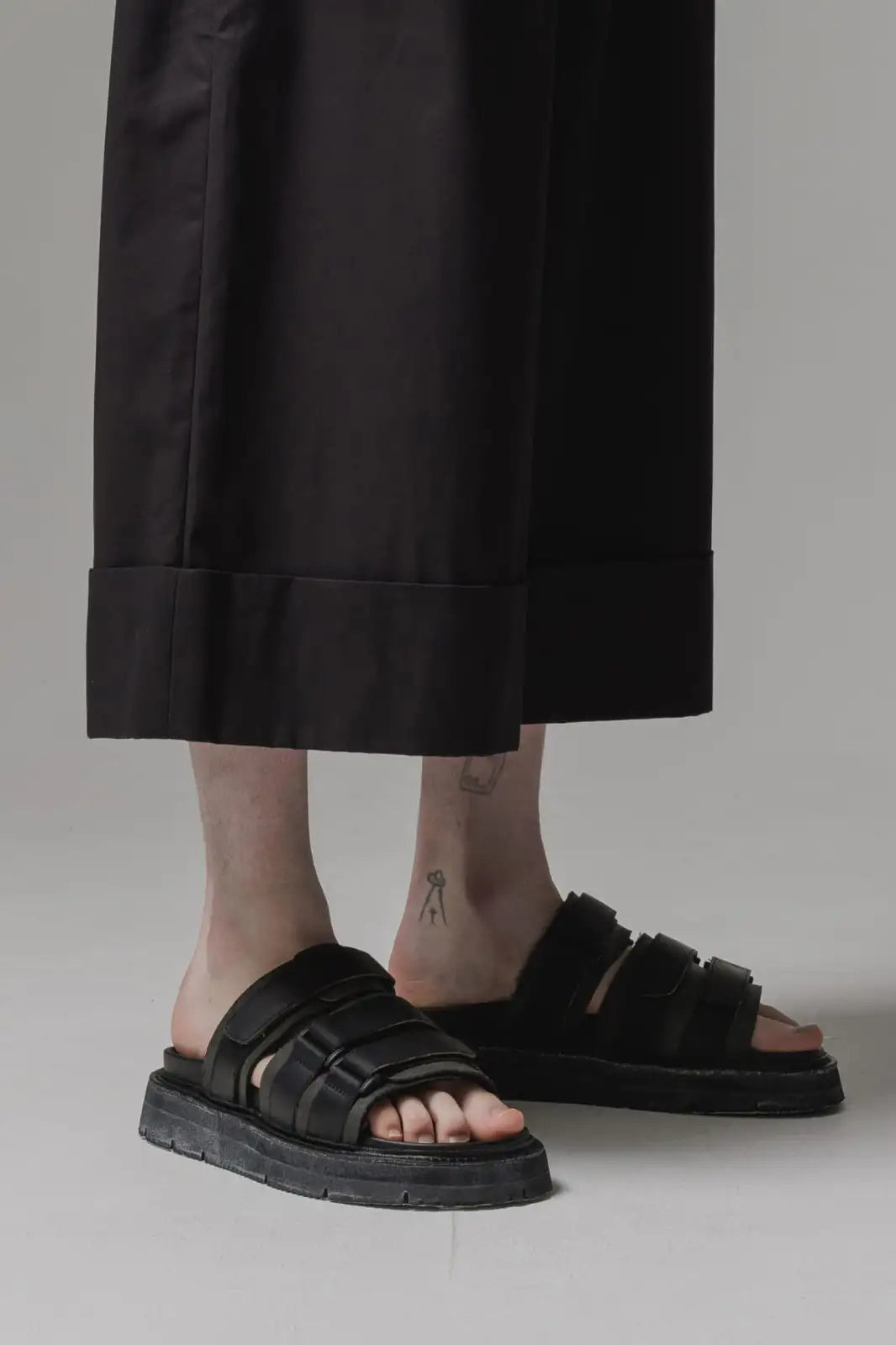 Sandals calf leather Black