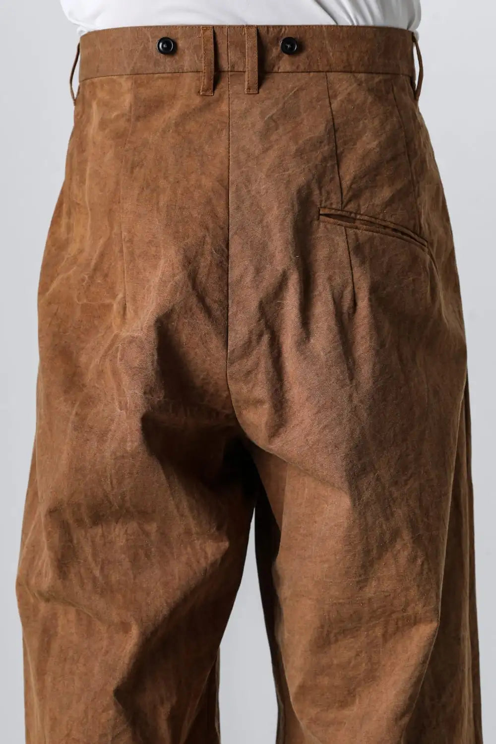 Side Tucked Wide Straight Trousers Kakishibu Brown