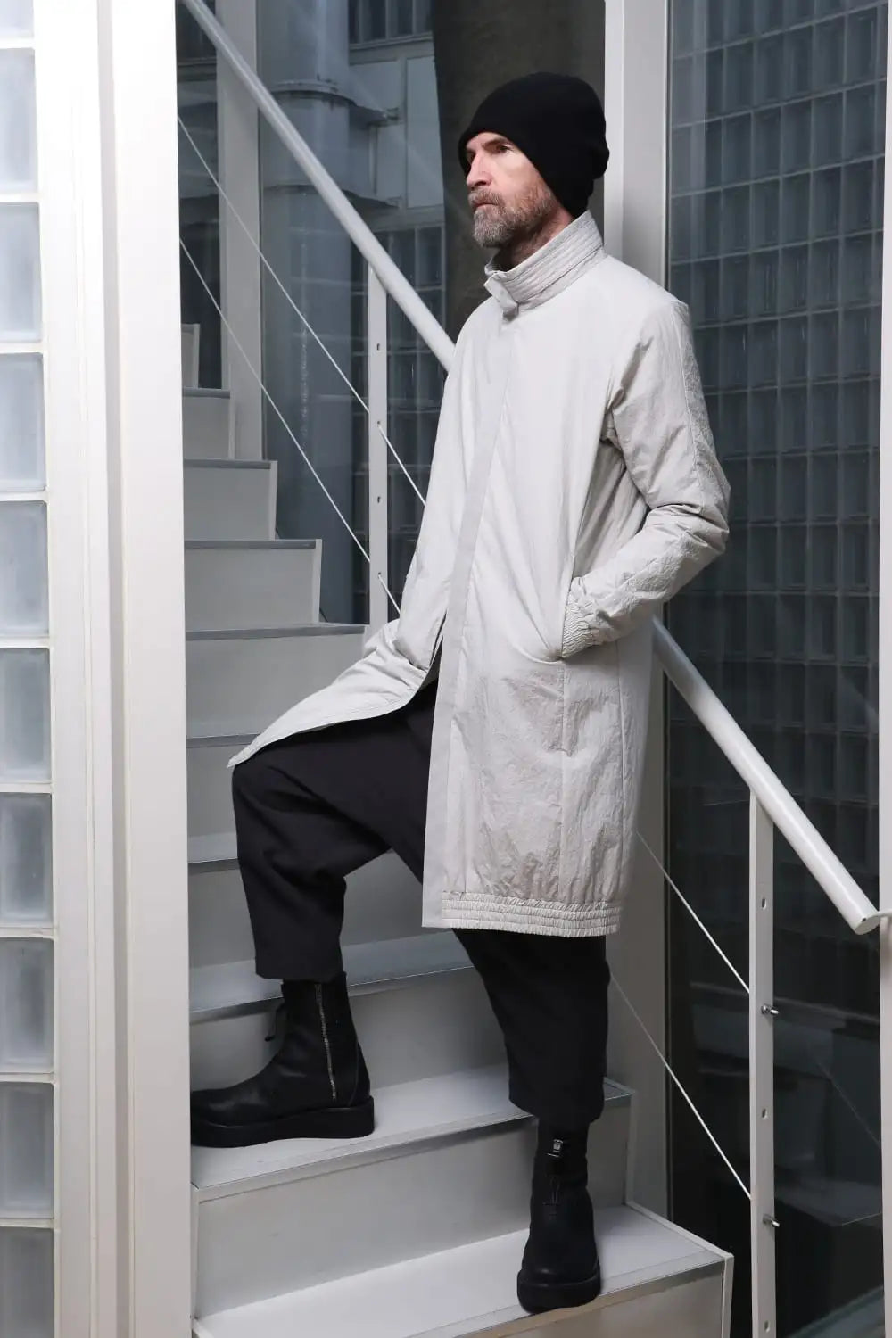 Nylon coat Shrink cotton / nylon White Gray