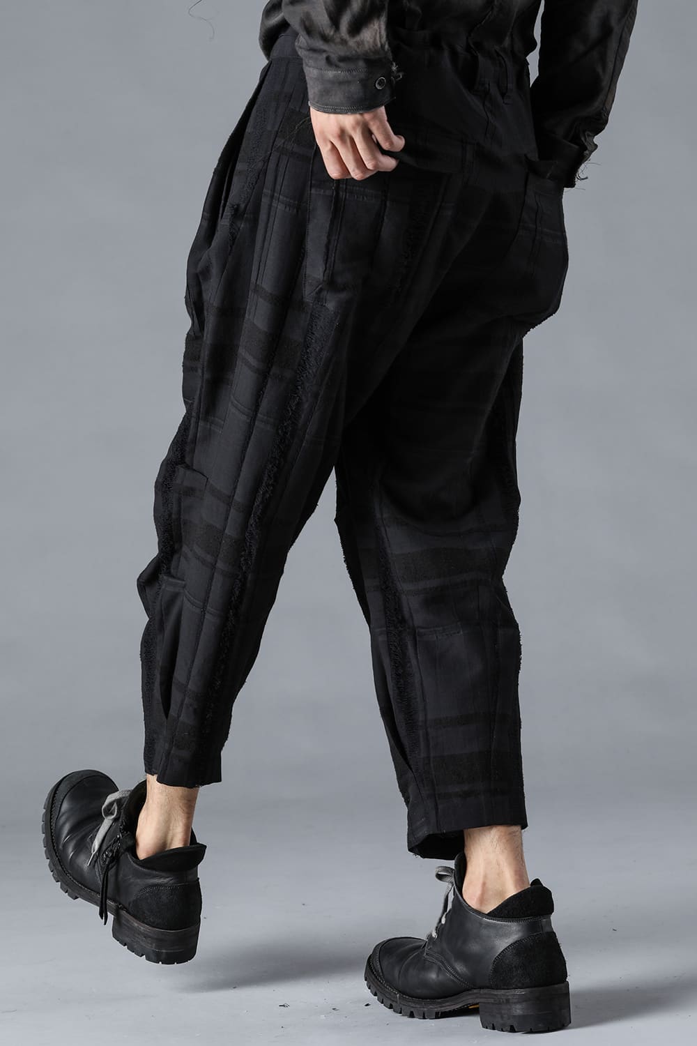 Check Jacquard Wide Cropped Pants