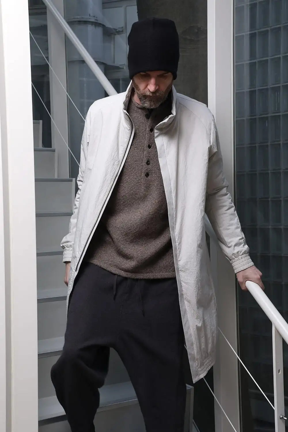 Nylon coat Shrink cotton / nylon White Gray