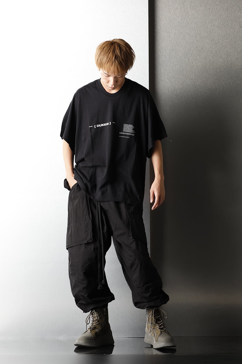 DOLMAN SLEEVE PRINT T-SHIRT BLACK