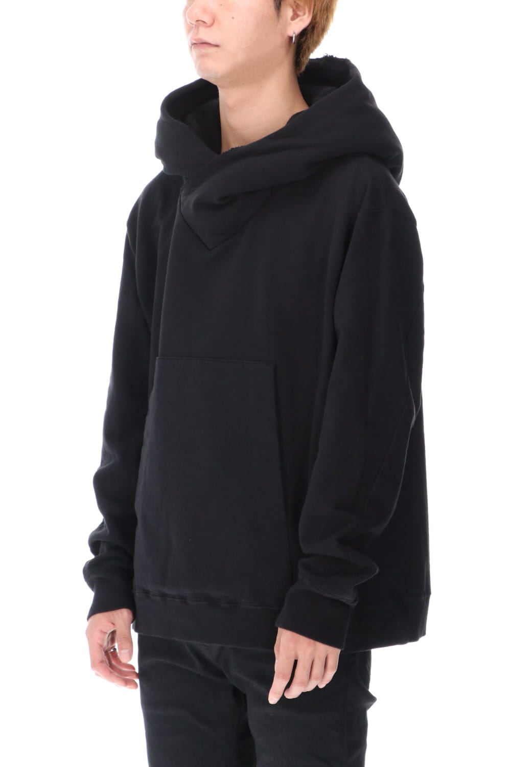 PADDED HOOD PULLOVER