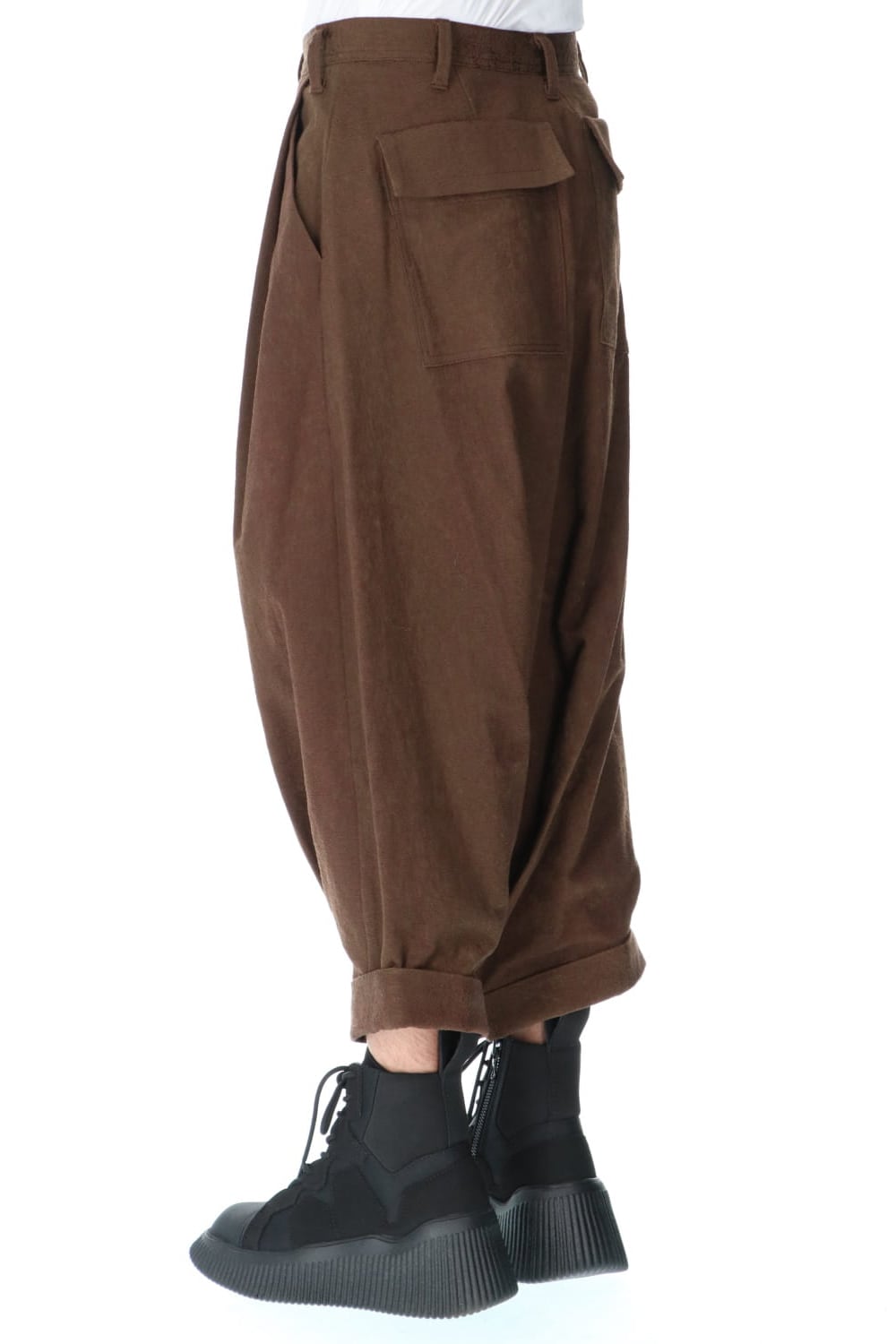 TUCK BAGGY PANTS BROWN