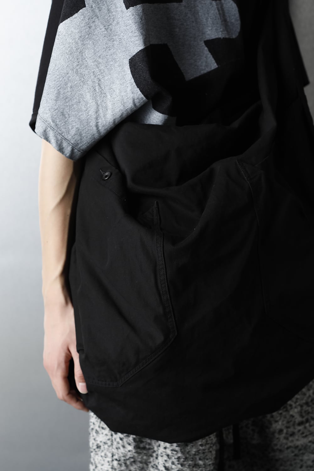 COTTON TWILL SACOCHE BAG BLACK