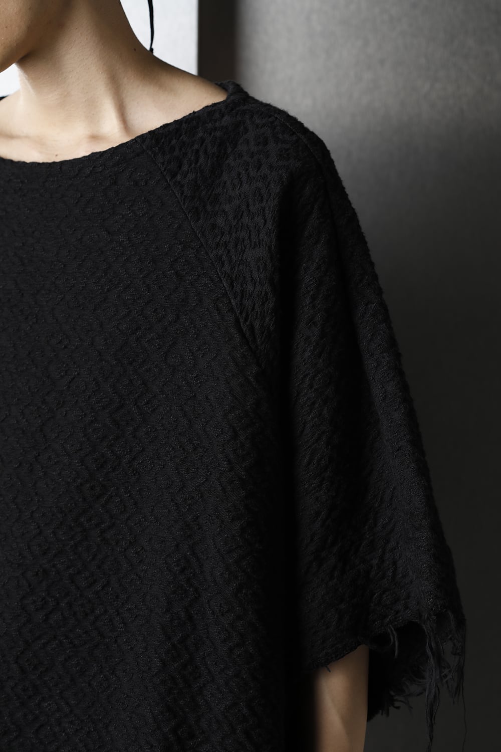 SLUB JACQUARD PULLOVER BLACK