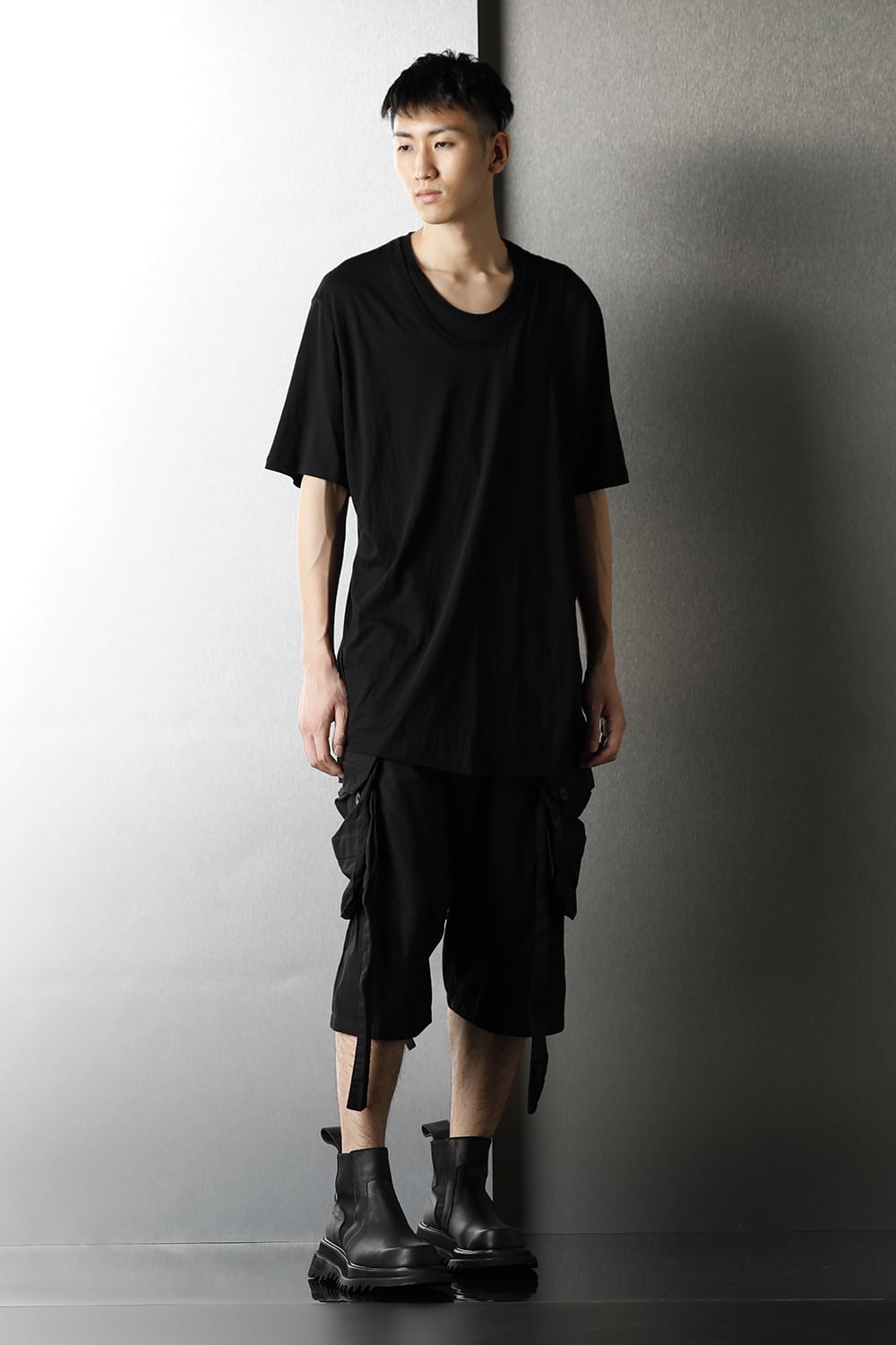 LAYERED NECK T-SHIRT BLACK