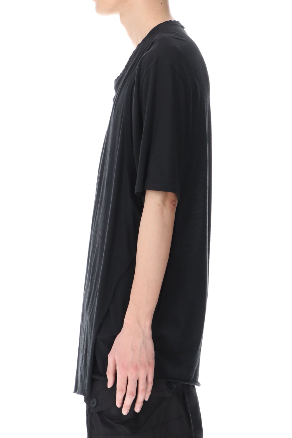 LAYERED NECK T-SHIRT BLACK