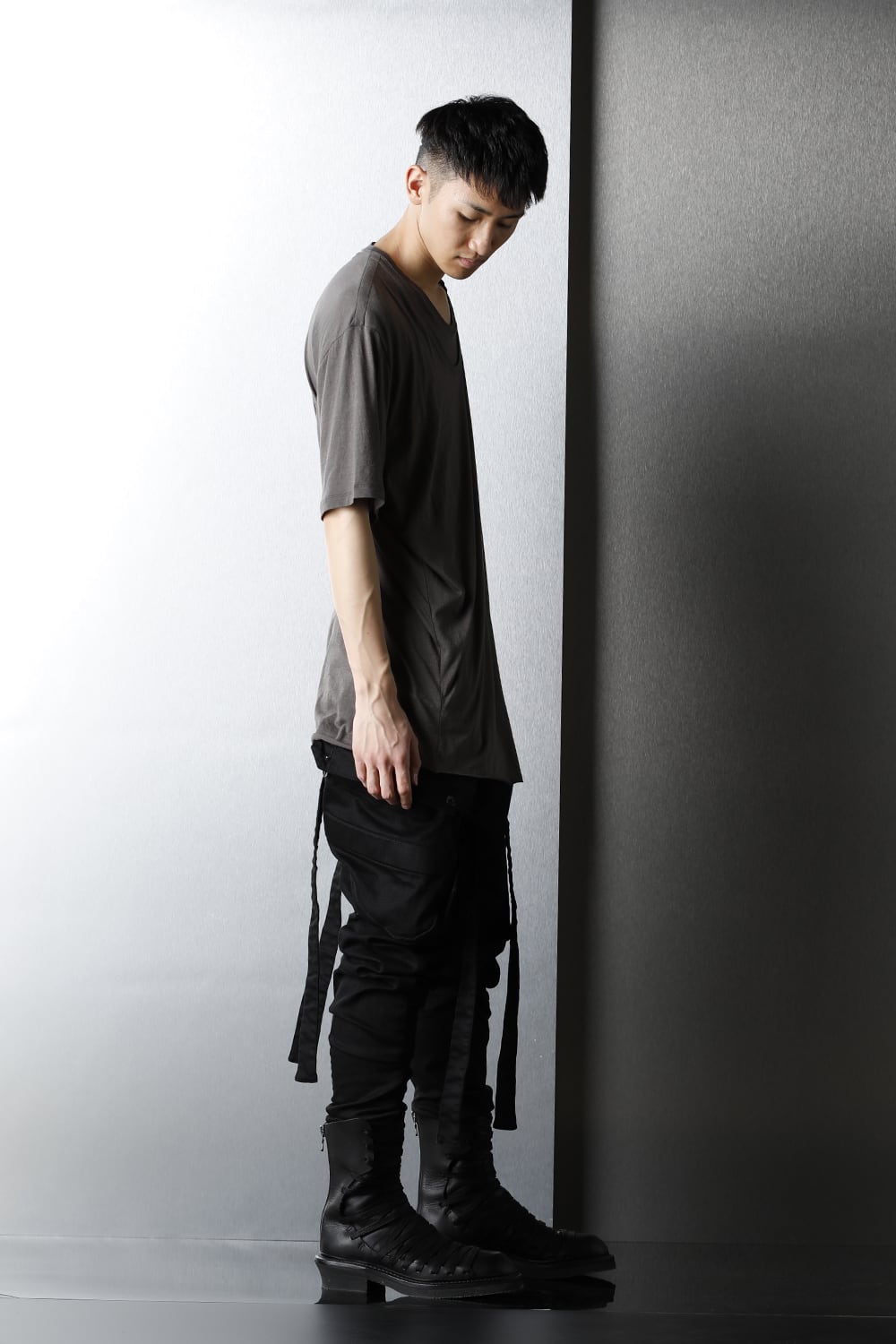 LAYERED NECK T-SHIRT GRAY