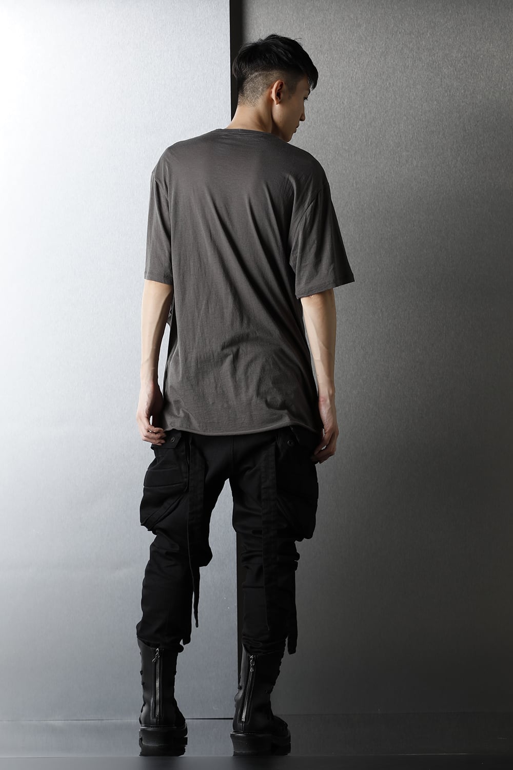 LAYERED NECK T-SHIRT GRAY