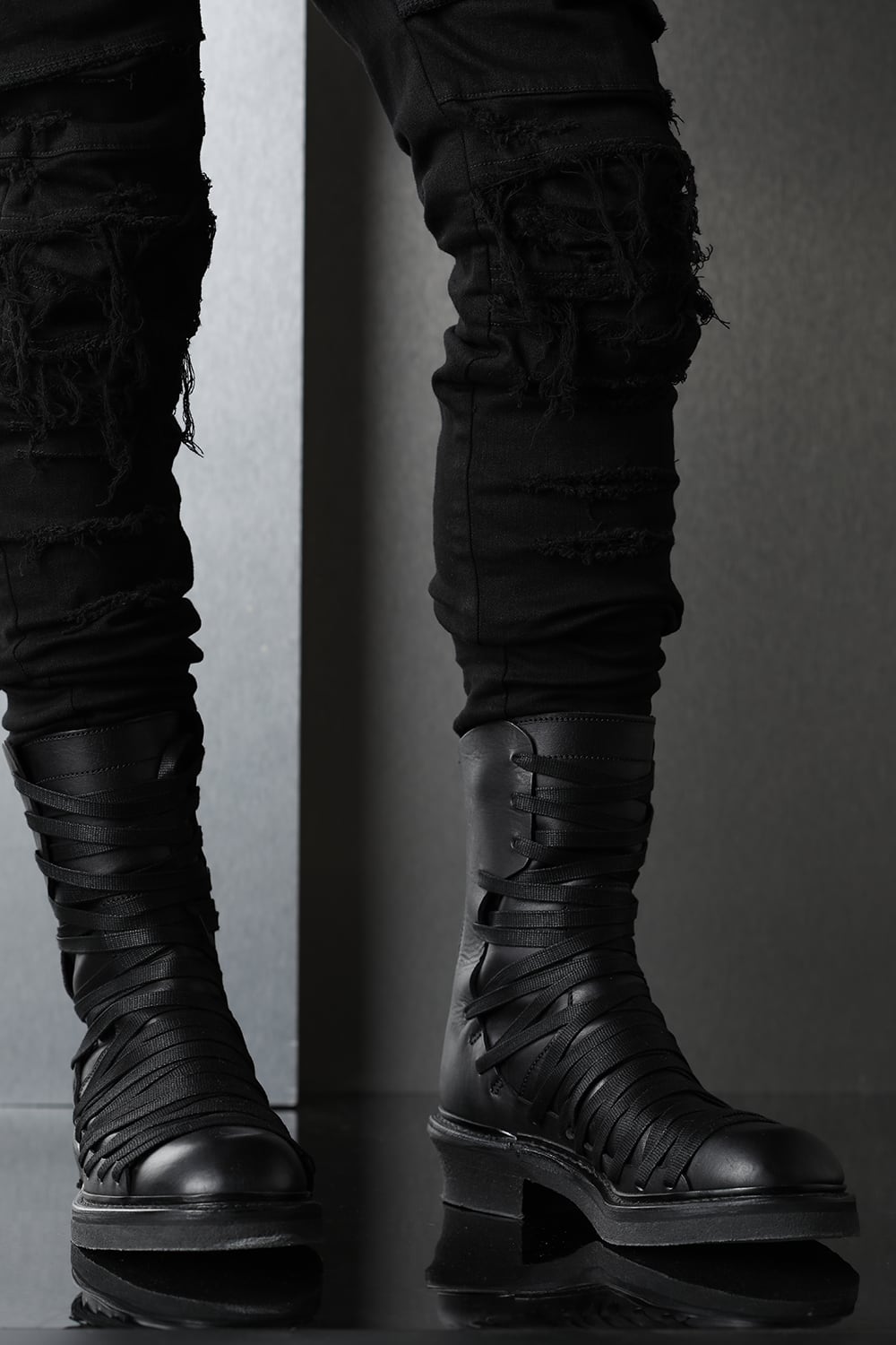 BIND BOOTS