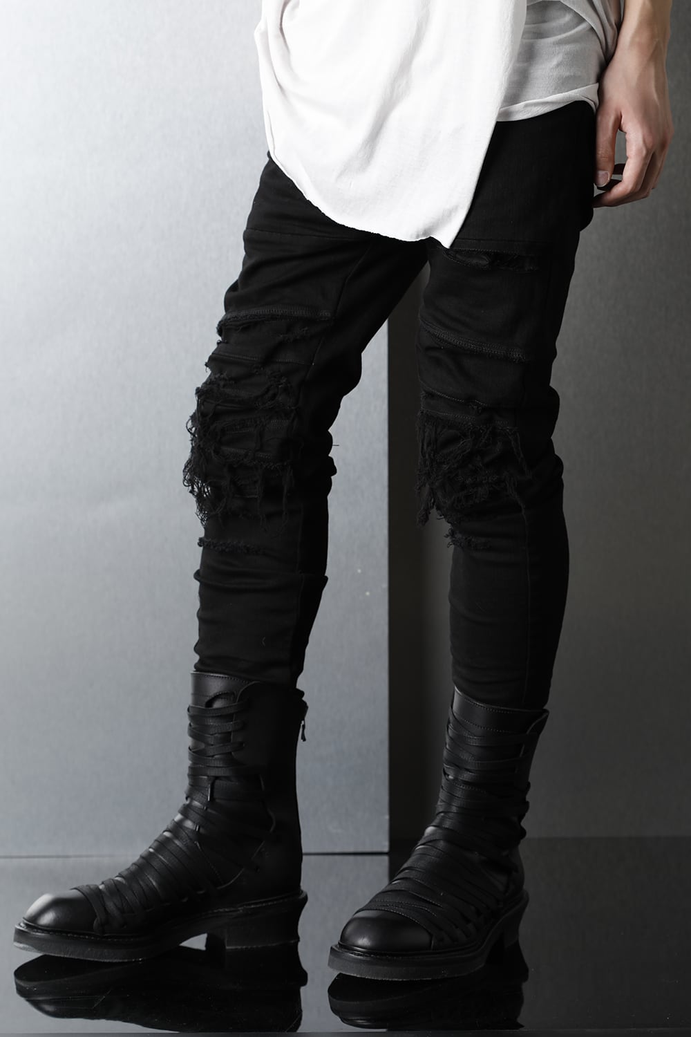 CRASH DESTROYED PANTS BLACK