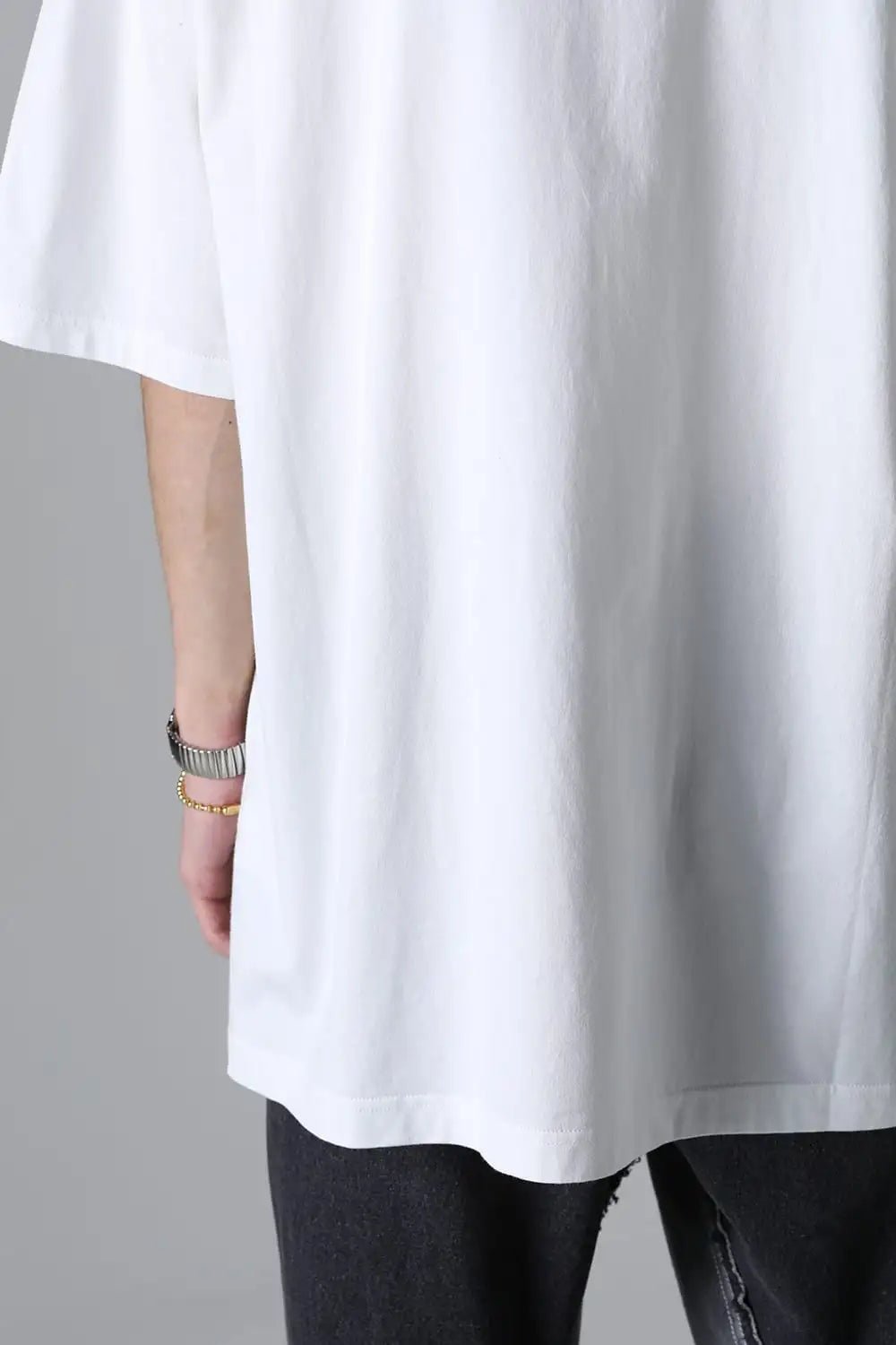 lonely souls. (oversized s/s pocket tee) White