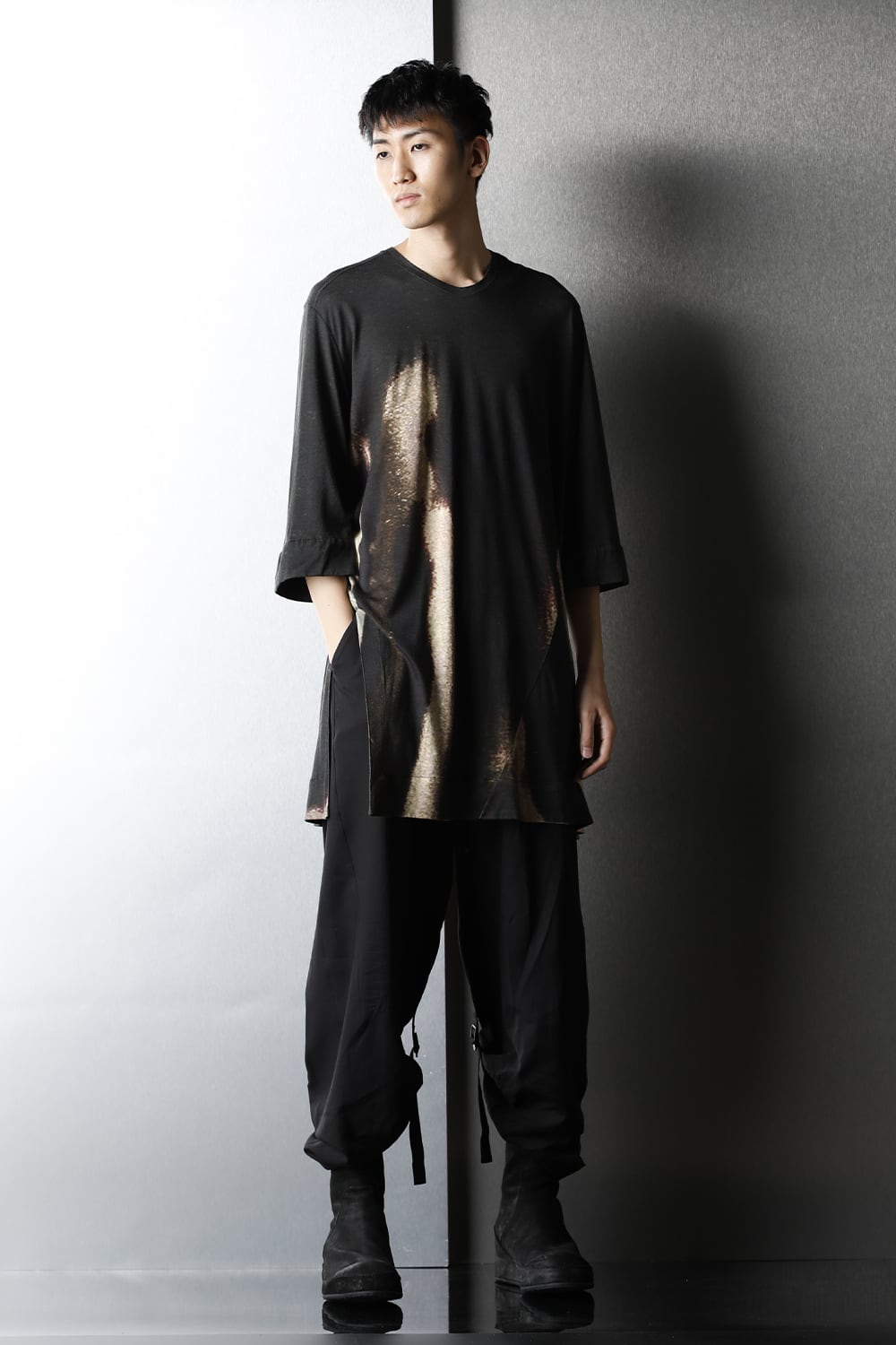 Dilated print LS T-shirts Black