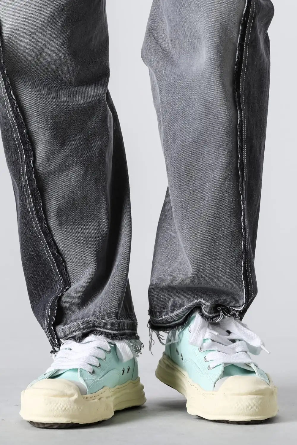 HANK Low Cut canvas Vintage like Sole Lt.Blue