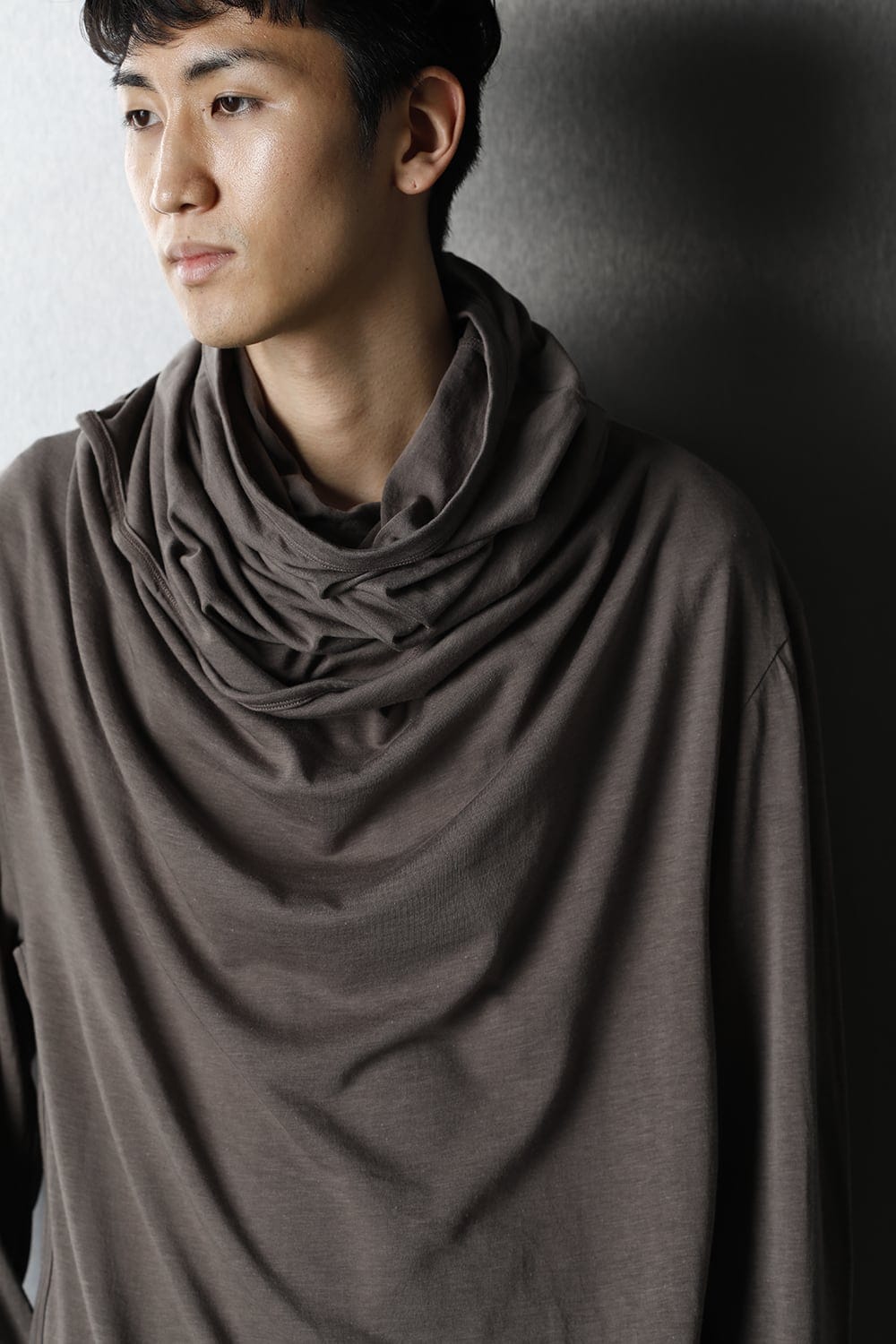 Cowl neck Cutsew Gray