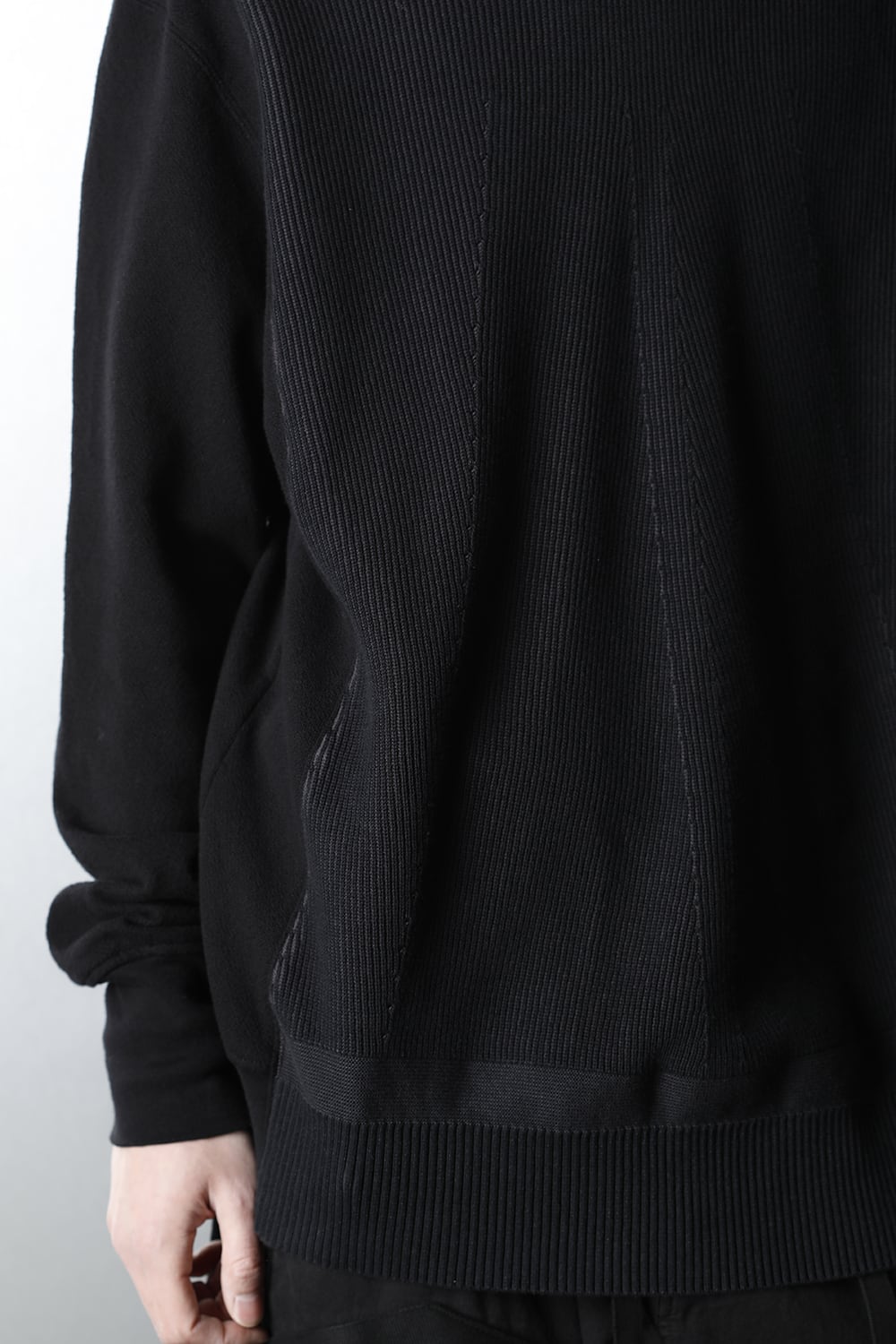 Front Knit Sweatshirt Black