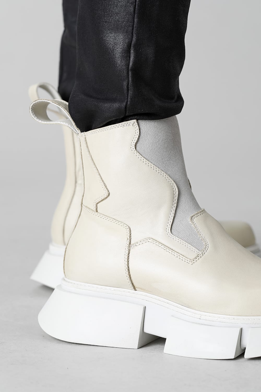 フロントゴア スニーカー オフ