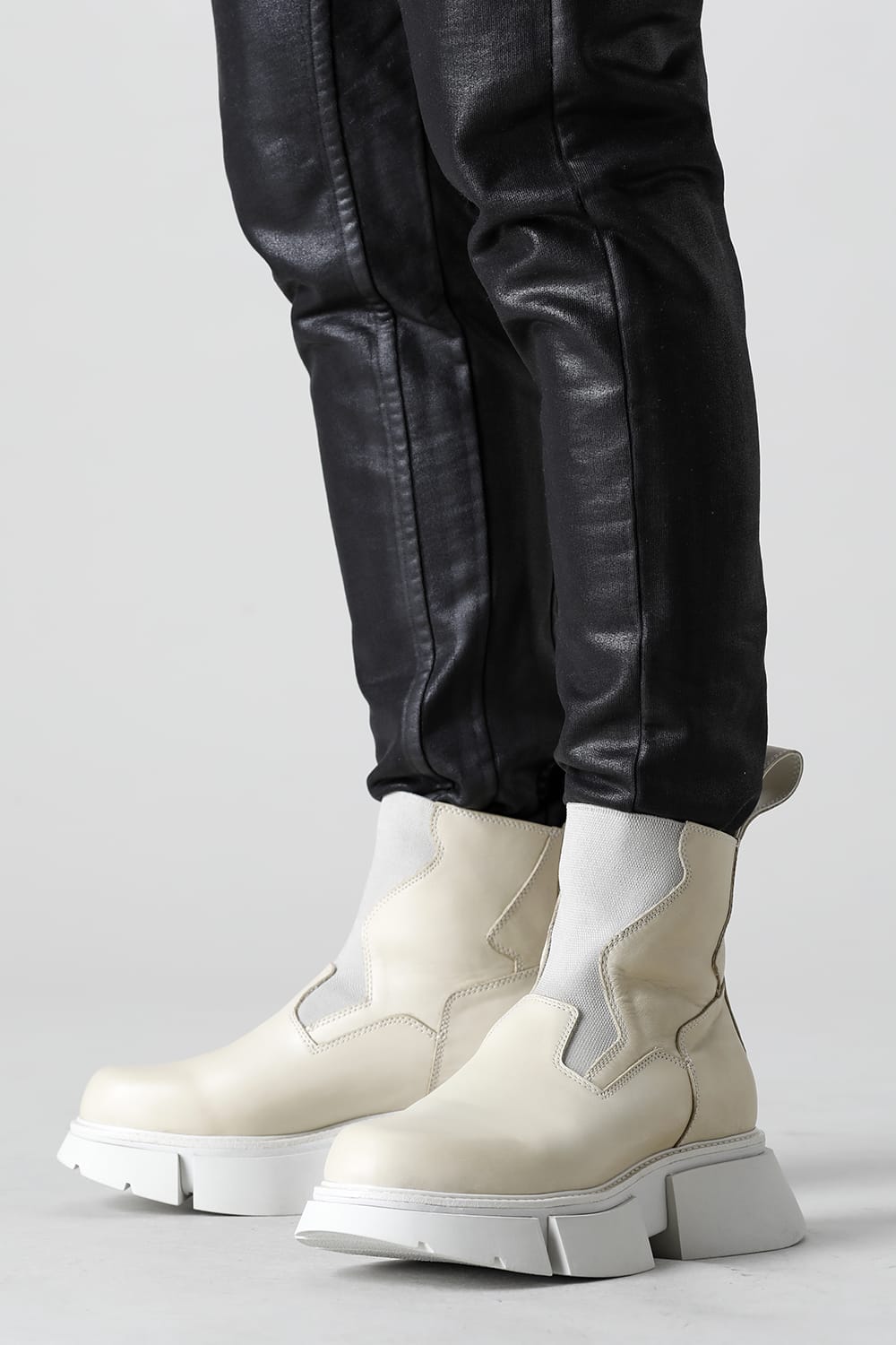 フロントゴア スニーカー オフ